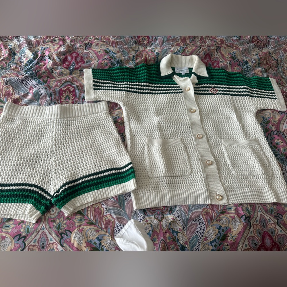 Beautiful Casa Blanca outfit size Medium